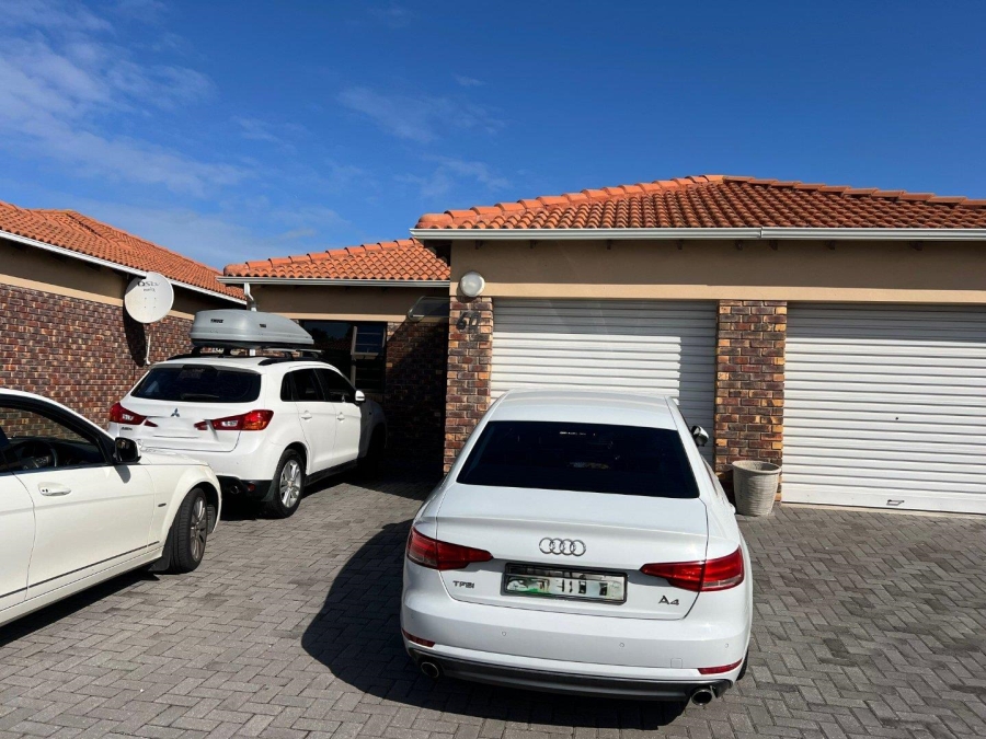 To Let 3 Bedroom Property for Rent in Humewood Eastern Cape